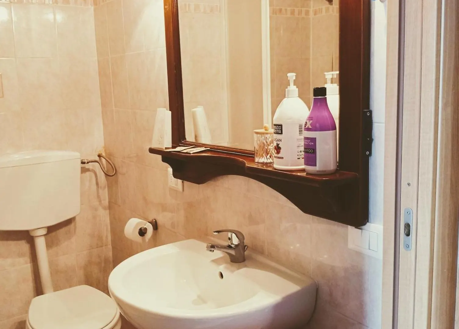 B&B Franciacorta Castrezatto Bed & Breakfast